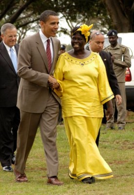 Maathai with Barack Obama